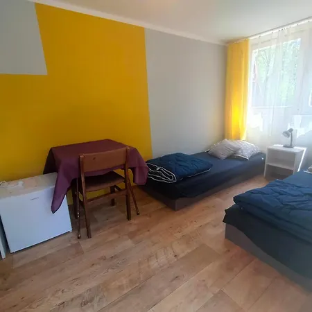 Stanica Wodna Pttk Κάμπινγκ *